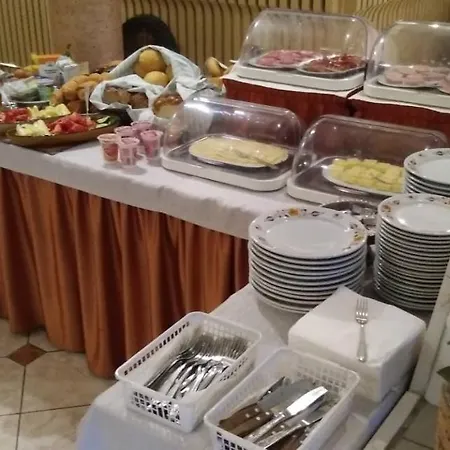 Oda ve Kahvaltı Korona Panzio Balatonfüred