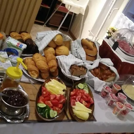 Korona Panzio Oda ve Kahvaltı Balatonfüred